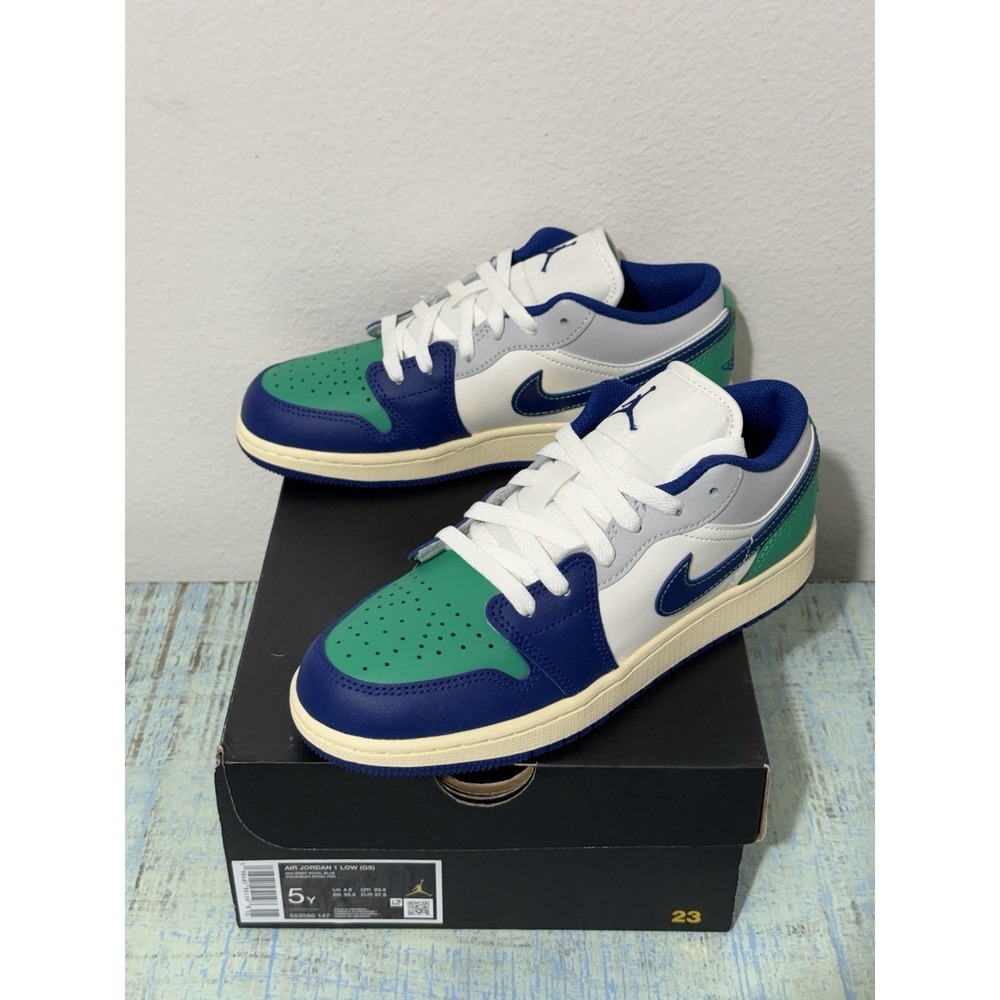 Air Jordan 1 Low GS Youth Size 5Y Rare Air Sail/Deep Royal Blue NOB